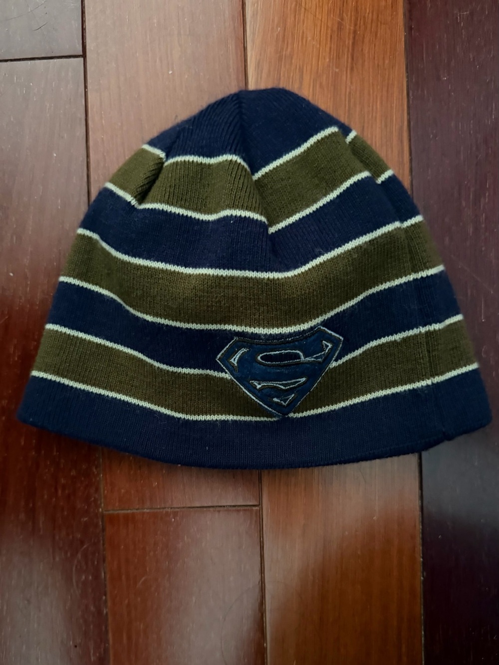 DC Comics Superman Reversible Knit Beanie Hat – Navy Blue, Green, & White Stripe